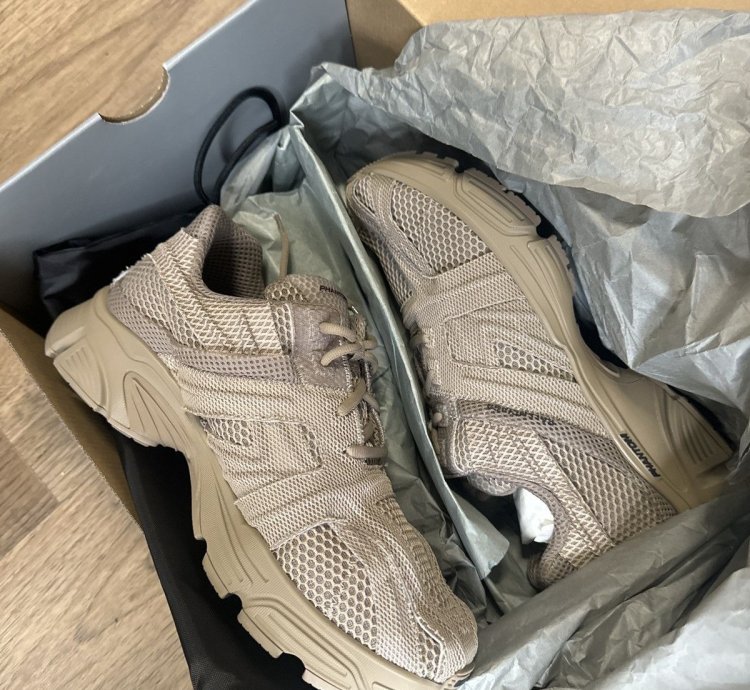 Phantom Runner Trainer Sneaker
