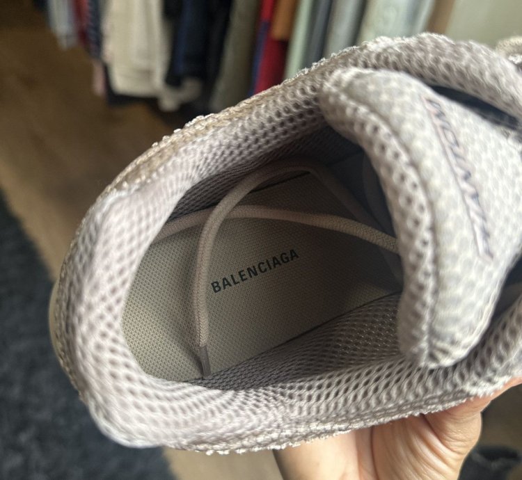Phantom Runner Trainer Sneaker
