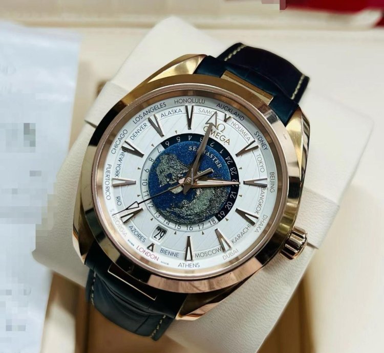 Omega Seamaster Aqua Terra 150m Master Chronometer Gmt