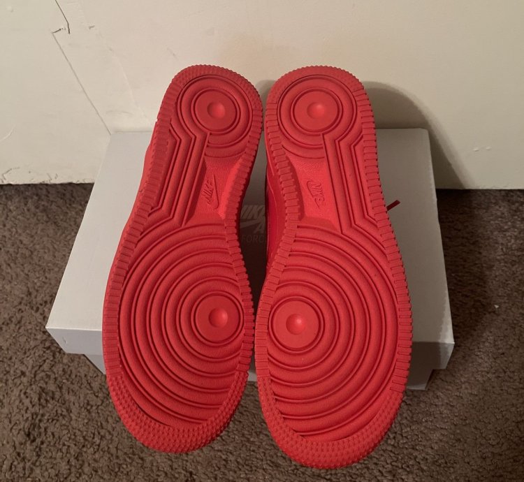 Air Force 1 Lv8 University Red