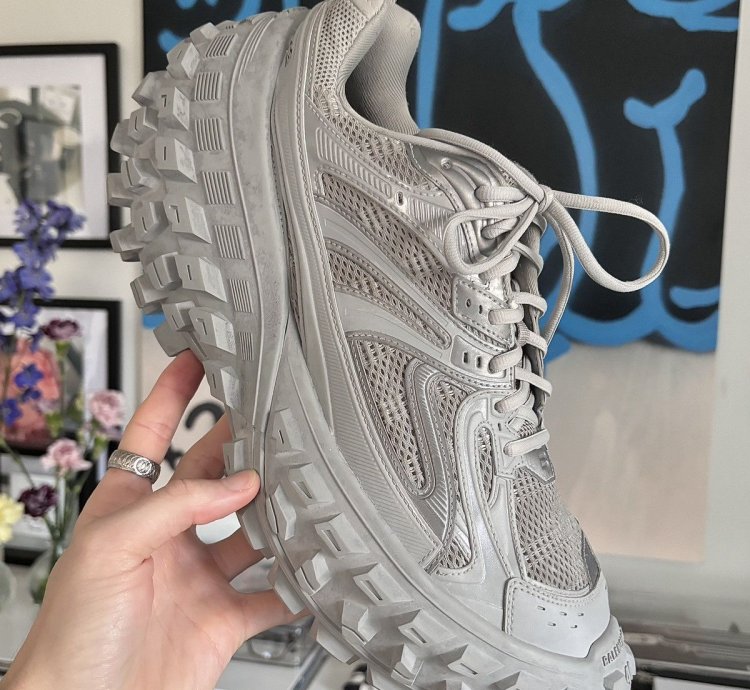 Super Rare - Defender Sneakers 46