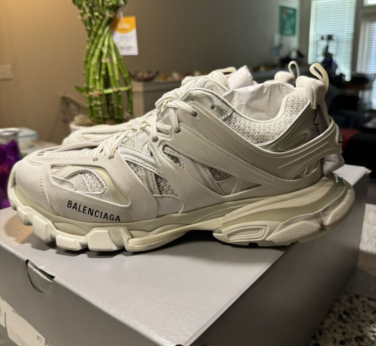 Track Sneaker