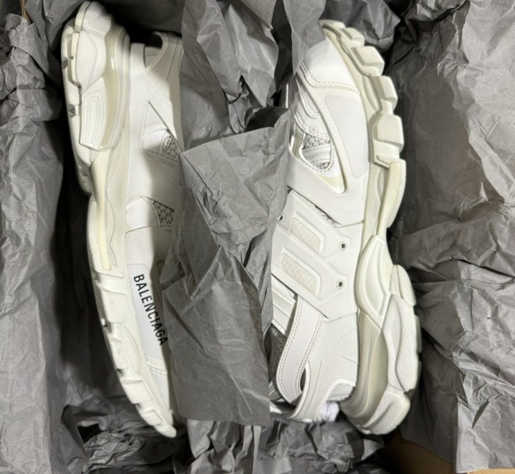 Track Sneaker
