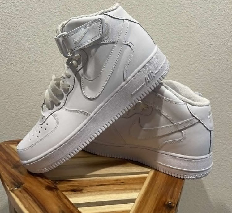 Air Force 1 Mid 07