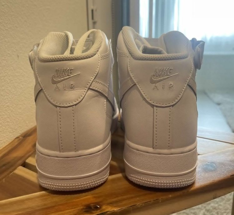 Air Force 1 Mid 07