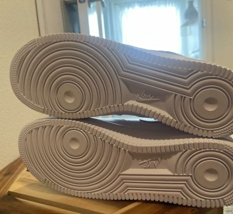 Air Force 1 Mid 07