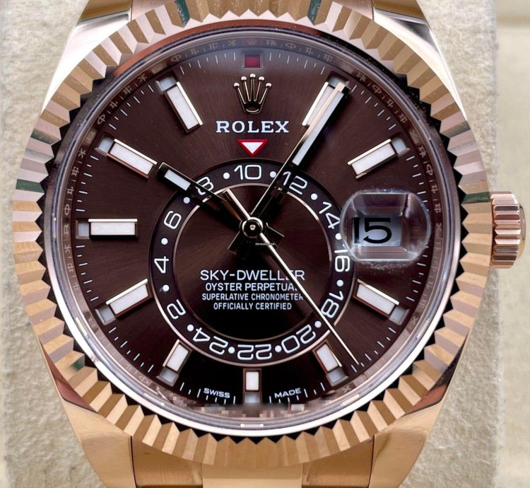 Rolex Sky-dweller 326935 Rose Gold Chocolate Dial Unworn 2023