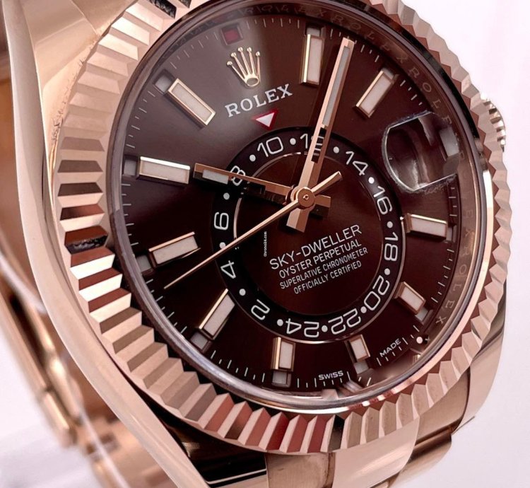 Rolex Sky-dweller 326935 Rose Gold Chocolate Dial Unworn 2023