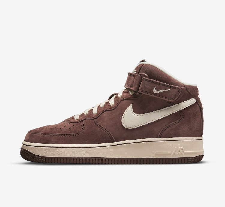 Air Force 1 Mid 07 Qs Chocolate Cream Dm0107-200