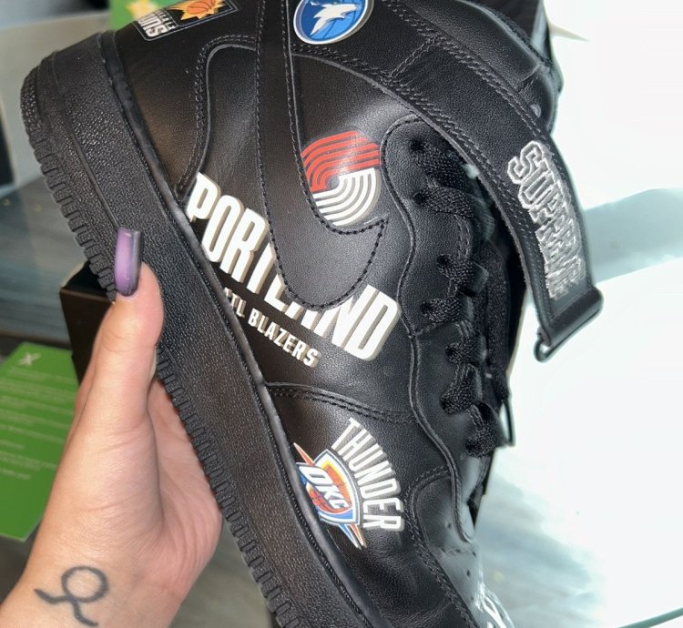 Air Force 1 Mid 07 Supreme