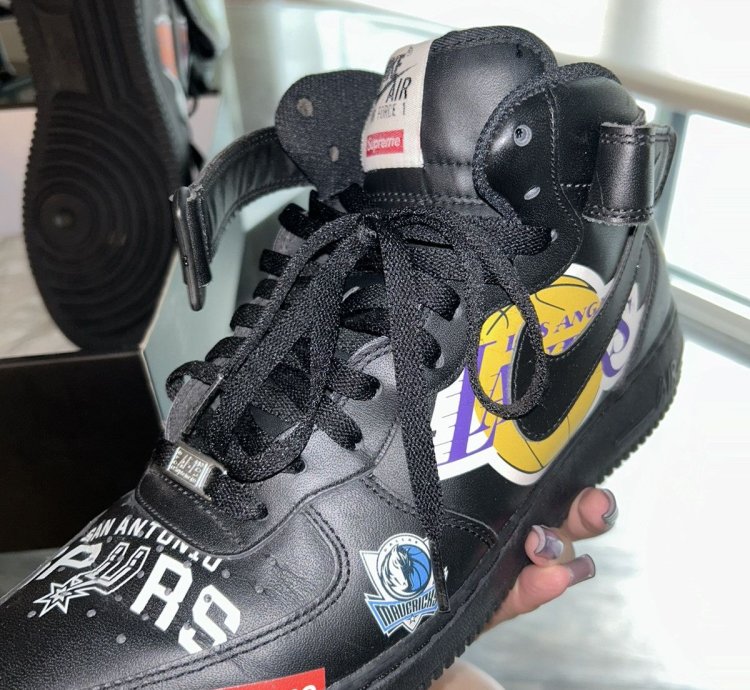 Air Force 1 Mid 07 Supreme