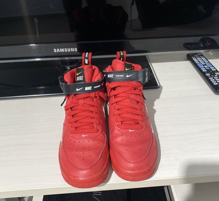 Air Force 1 Mid Lv 8 Utility