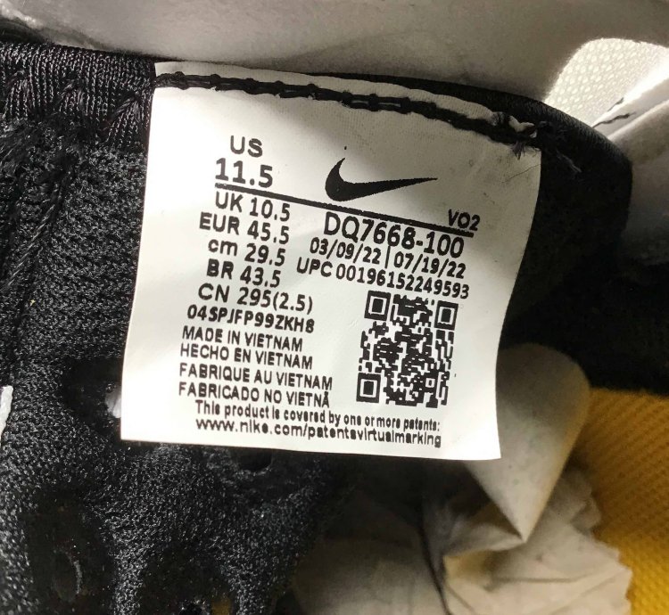 Air Force 1 Mid React 40th Anniversary - White Black