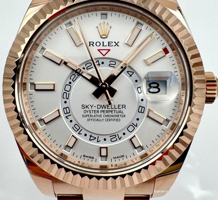 Rolex Sky-dweller 326935 Rose Gold White Dial Unworn 2023