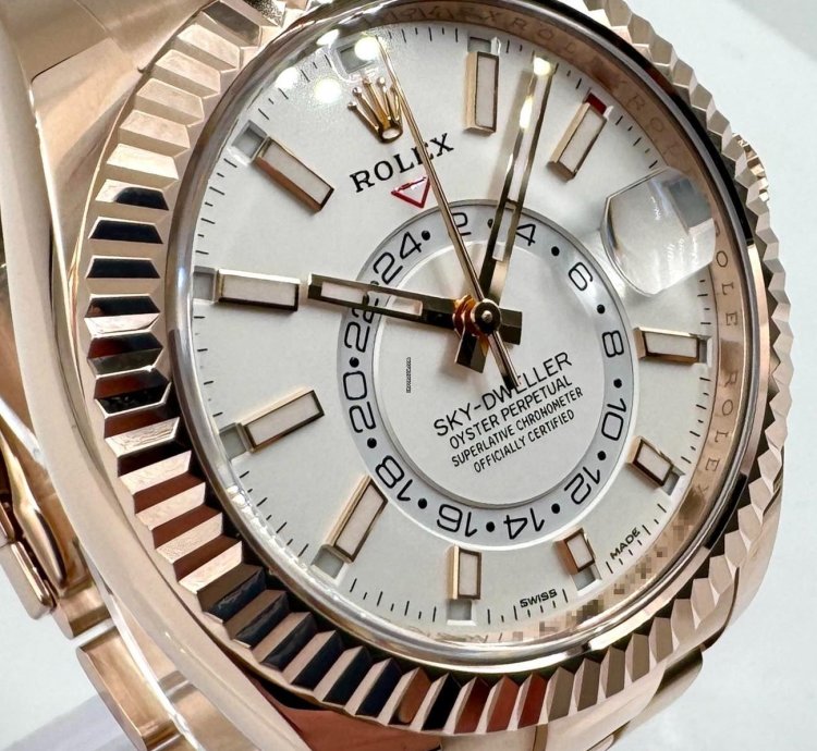 Rolex Sky-dweller 326935 Rose Gold White Dial Unworn 2023