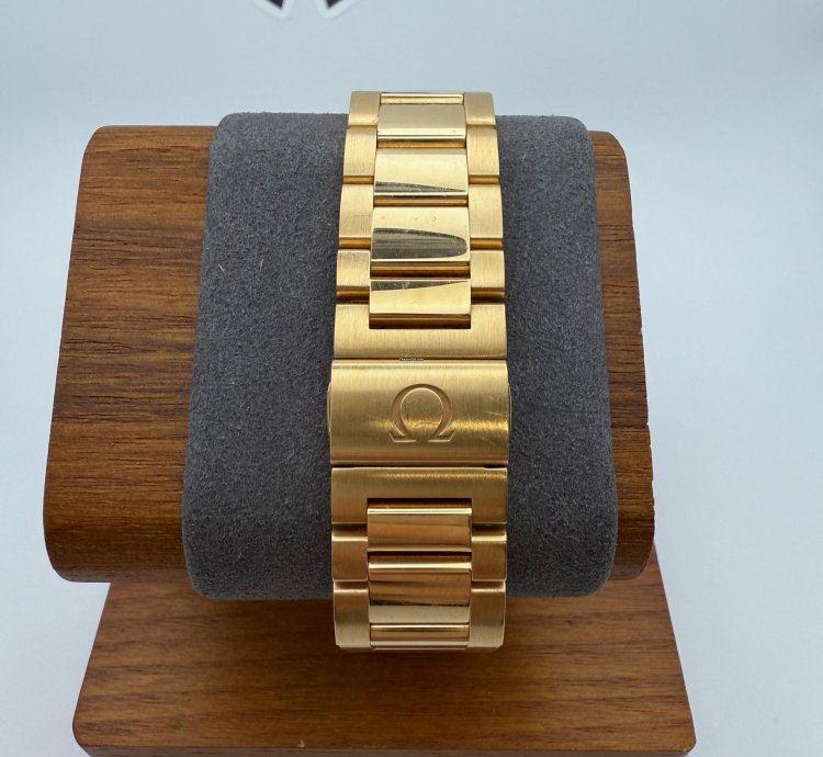 Omega Seamaster Aqua Terra 38 5mm Yellow Gold Mop Diamond 231 55 39 21 55 002