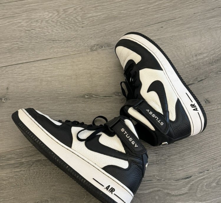 Air Force 1 Mid Stu Ssy