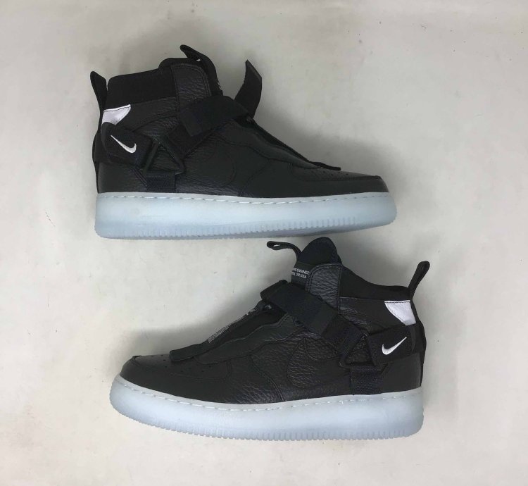 Air Force 1 Mid Utility Black Half Blue
