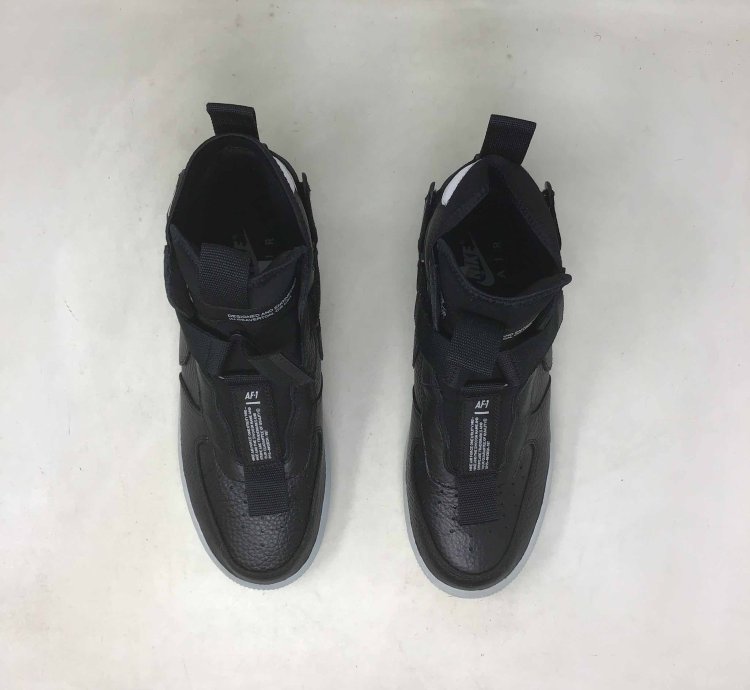 Air Force 1 Mid Utility Black Half Blue