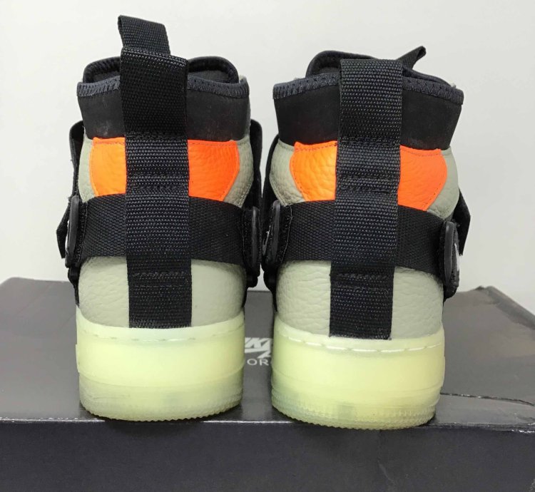 Air Force 1 Mid Utility Spruce Fog