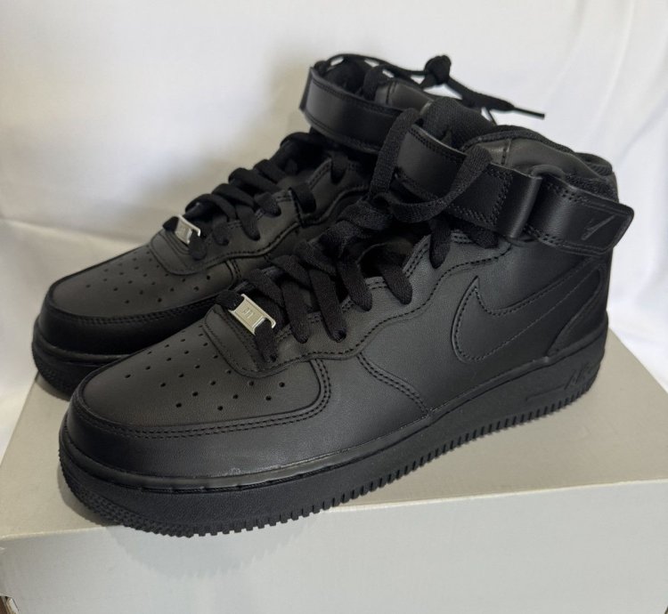 Air Force 1 Mids Size 9