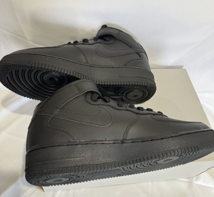 Air Force 1 Mids Size 9