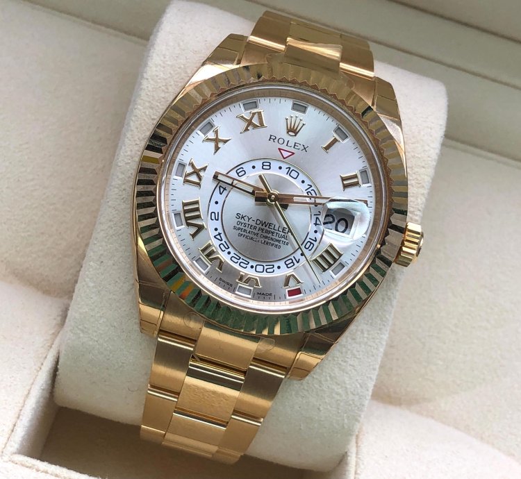 Rolex Sky-dweller 326938 Silver Roman Dial Yellow Gold 2021