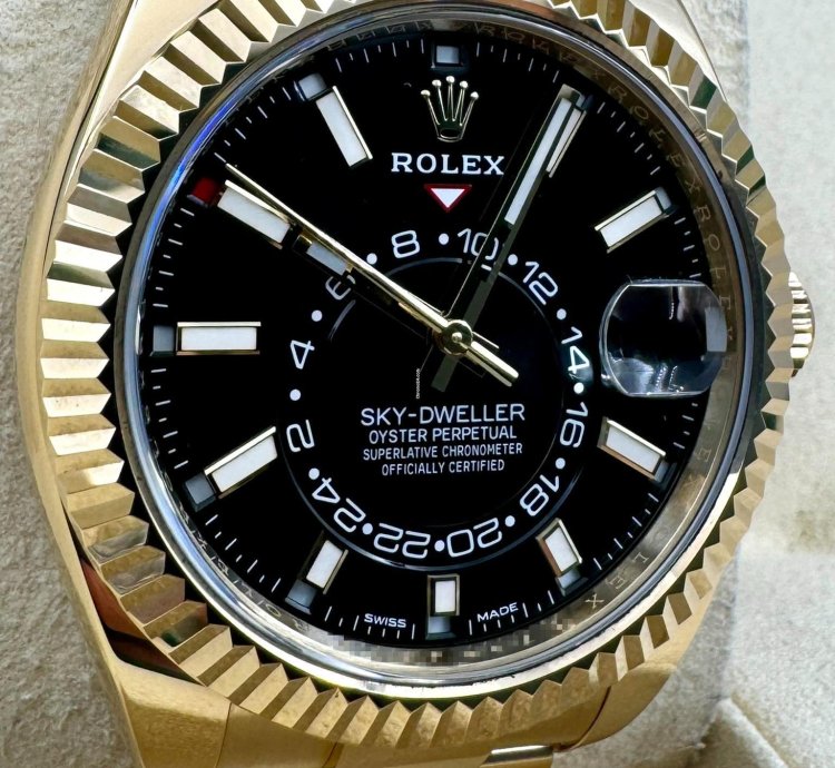 Rolex Sky-dweller 326938 Yellow Gold Black Dial Unworn 2023