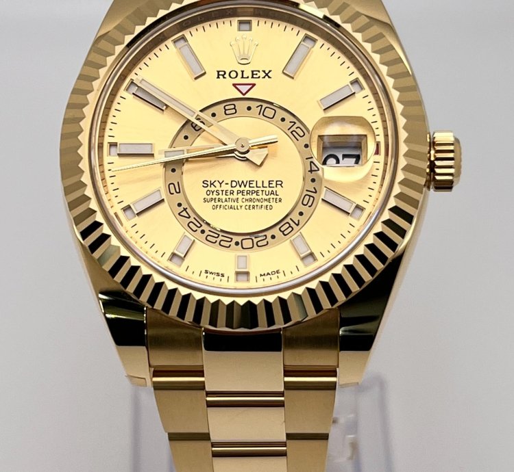 Rolex Sky-dweller 326938 Yellow Gold Champagne Dial