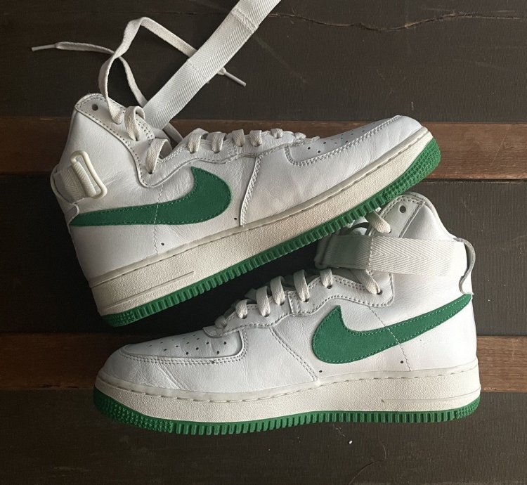 Air Force 1 Retro High Qs Lucky Green 2016 Size 8