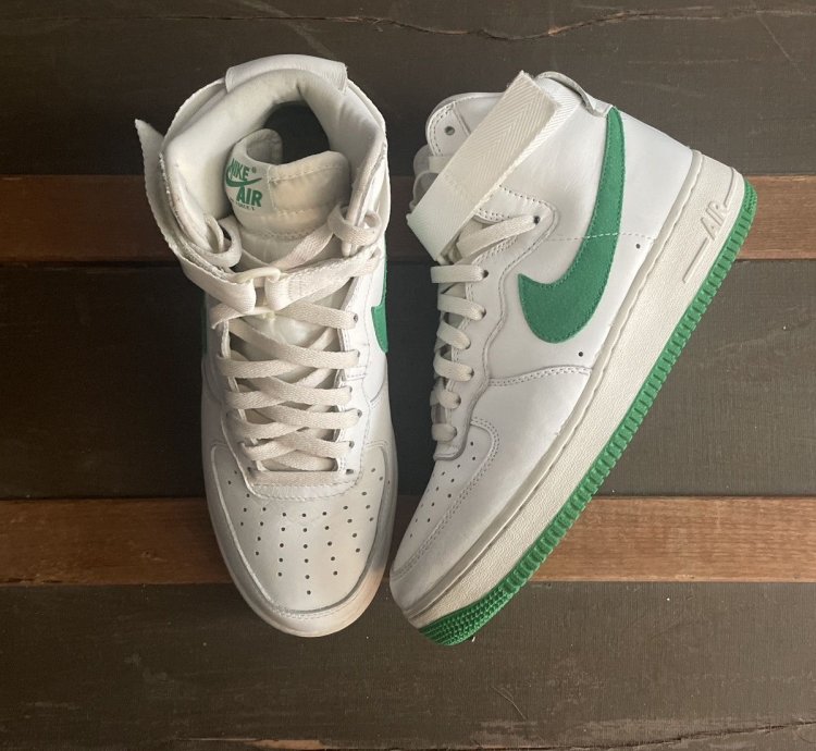 Air Force 1 Retro High Qs Lucky Green 2016 Size 8