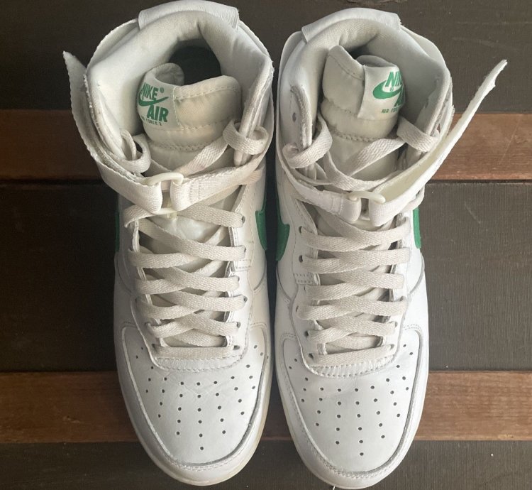 Air Force 1 Retro High Qs Lucky Green 2016 Size 8