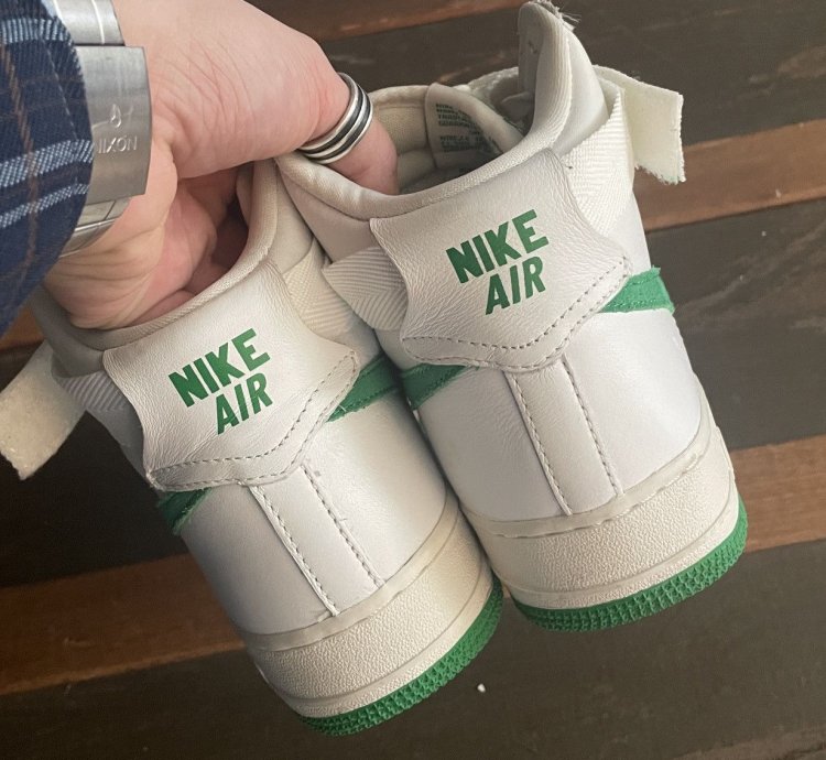 Air Force 1 Retro High Qs Lucky Green 2016 Size 8