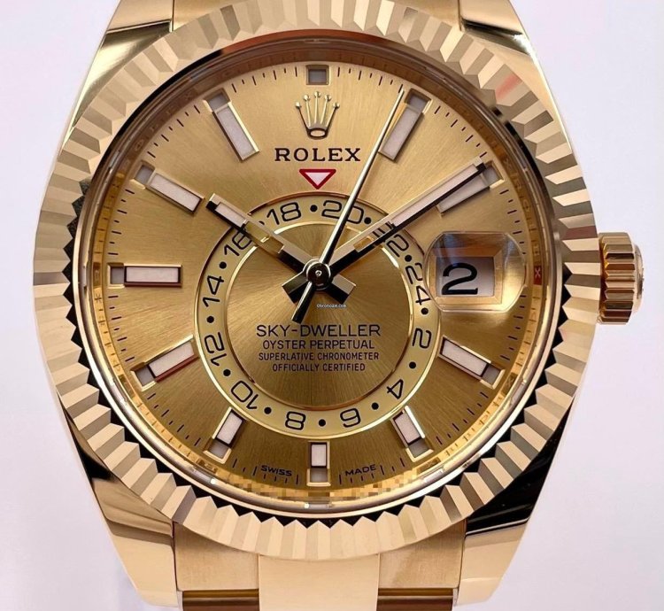 Rolex Sky-dweller 326938 Yellow Gold Champagne Dial Unworn 2023