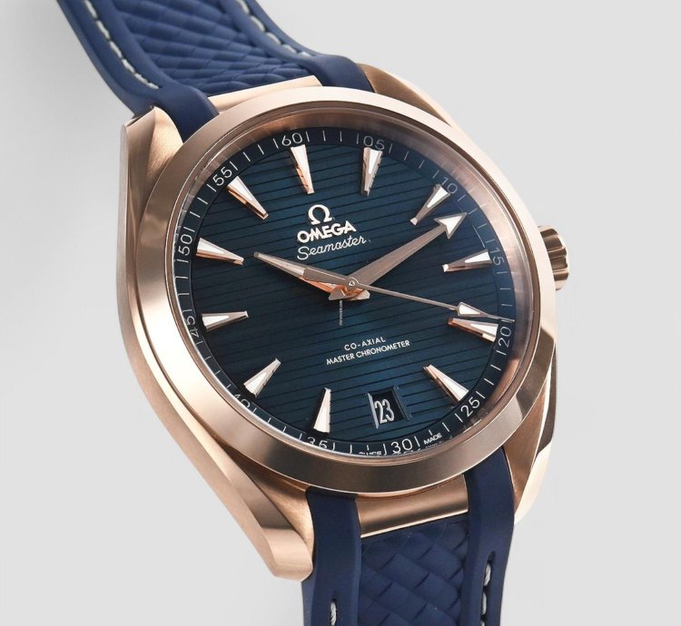 Omega Seamaster Aqua Terra Co-axial Master Blue Dial 18k Rose Gold