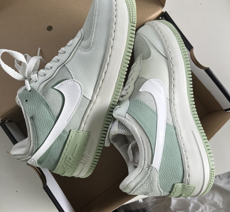 Air Force 1 Shadow Pistachio Frost