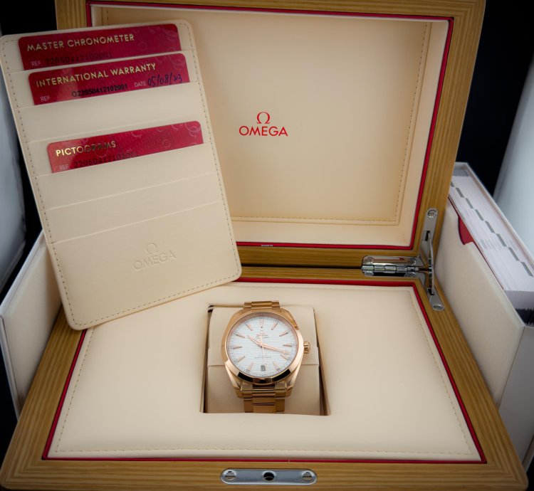 Omega Seamaster Aqua Terra Co-axial Master Chronometer Rose Gold
