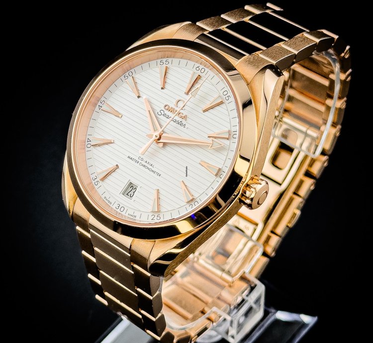 Omega Seamaster Aqua Terra Co-axial Master Chronometer Rose Gold
