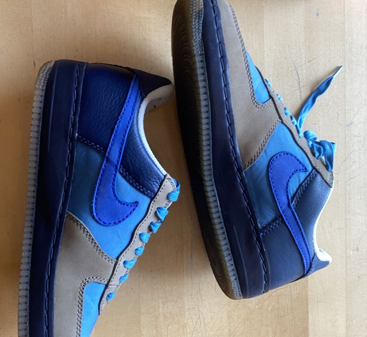 Air Force 1 Stash