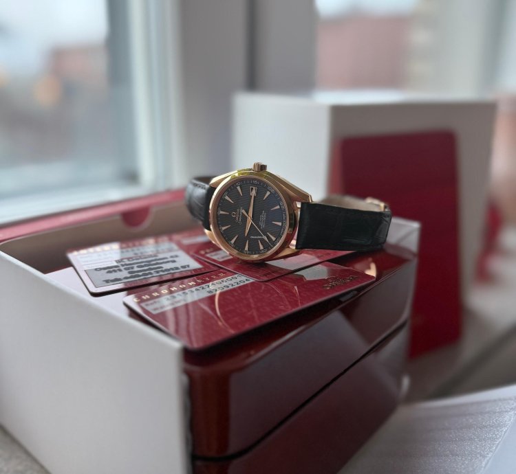 Omega Seamaster Aqua Terra Full Set With Boxes And Cards Great Condition