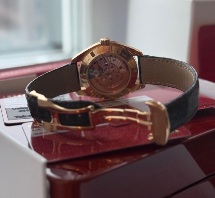Omega Seamaster Aqua Terra Full Set With Boxes And Cards Great Condition