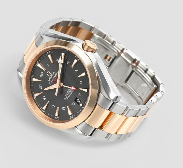 Omega Seamaster Aqua Terra Gmt Automatic Grey Dial Two-tone Men Watch