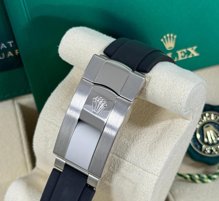 Rolex Sky-dweller 336239 Oysterflex Black Dial New 2023