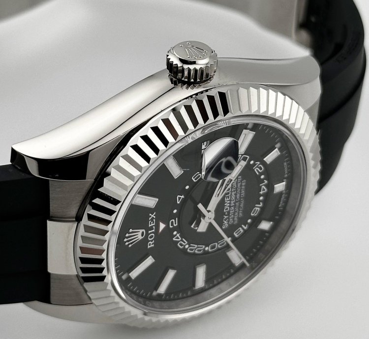 Rolex Sky-dweller 336239 White Gold Black Dial Oysterflex 2025