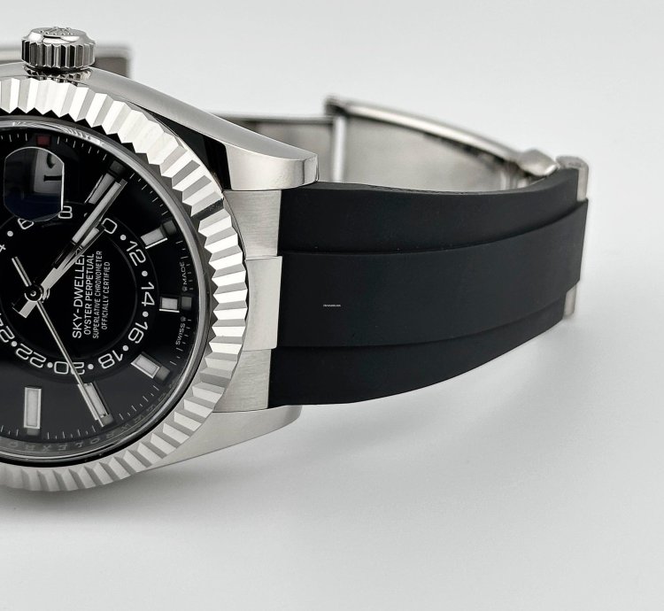 Rolex Sky-dweller 336239 White Gold Black Dial Oysterflex 2025