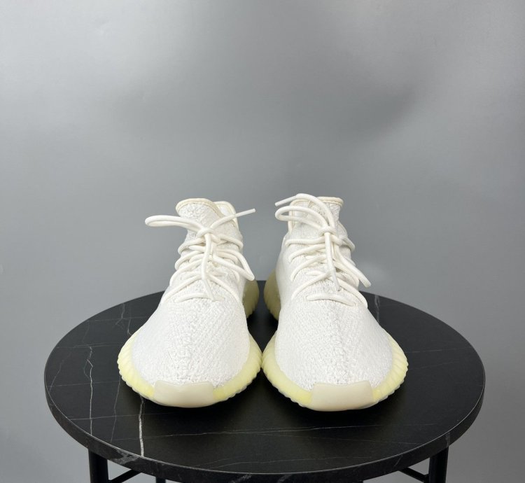 Yeezy Boost 350 2 Cream White Sneakers y0398
