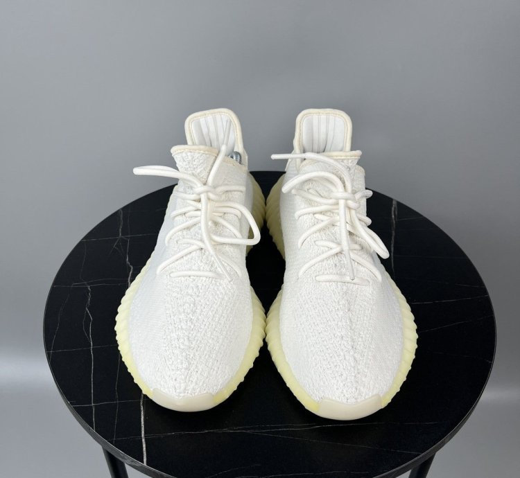 Yeezy Boost 350 2 Cream White Sneakers y0398