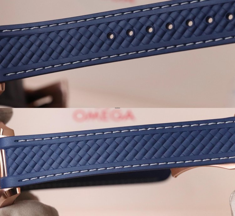 Omega Seamaster Aqua Terra Master 41mm Chronometer Sedna Rose Gold Blue Dial 220 52 41 21 03 001