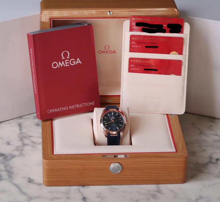Omega Seamaster Aqua Terra Master 41mm Chronometer Sedna Rose Gold Blue Dial 220 52 41 21 03 001