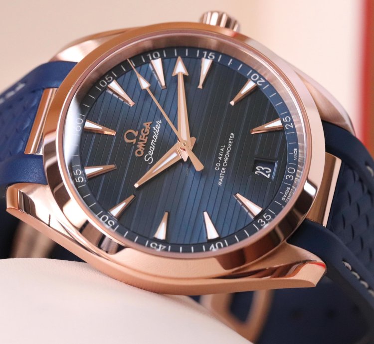 Omega Seamaster Aqua Terra Master 41mm Chronometer Sedna Rose Gold Blue Dial 220 52 41 21 03 001